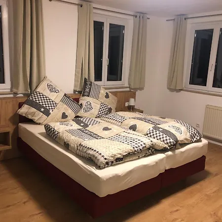 Apartment Gaestehaus Albtraum *